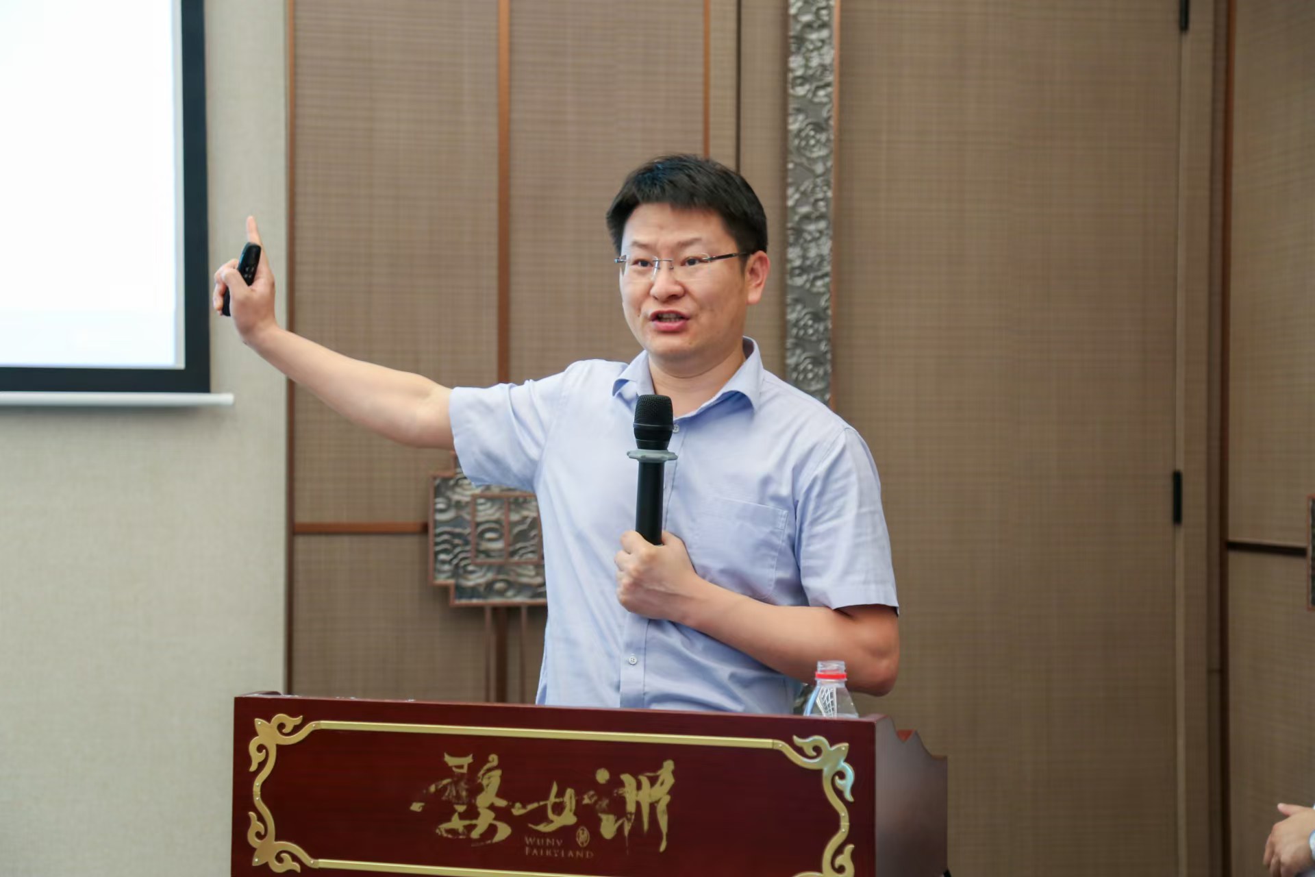 66befb6755387.jpg 14111723791517_.pic.jpg