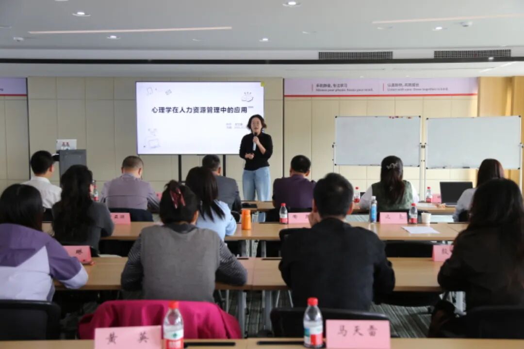 690d955aa5e64.jpg 0e4c9f420627058b3ad63c24ca09c9ee.jpg